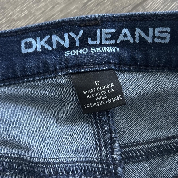 Dkny Soho Skinny Women's Jeans size  6 - Picture 6 of 6